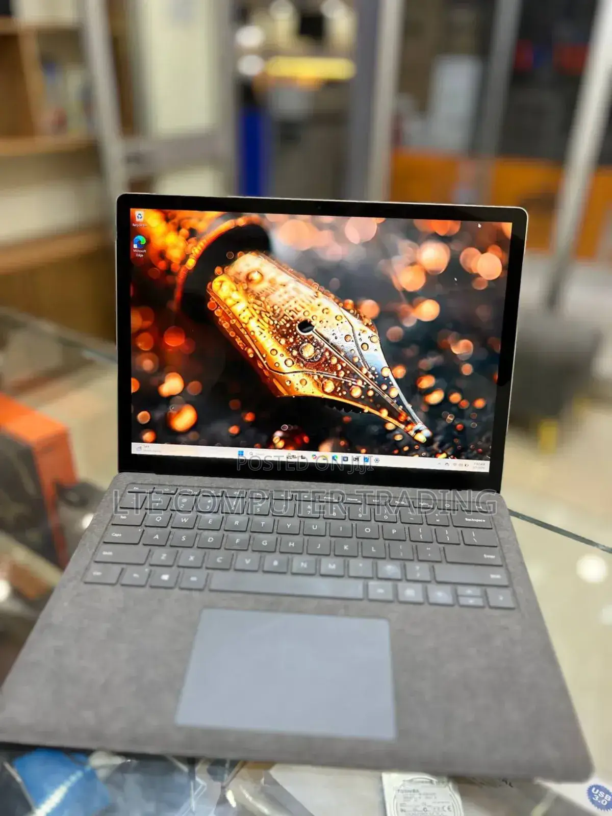 New Laptop Microsoft Surface 3 16GB Intel Core I7 SSD 512GB