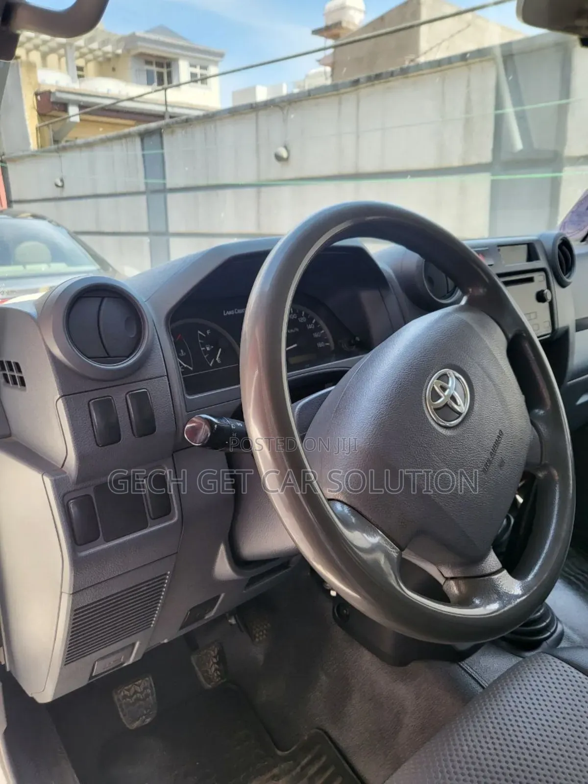 Toyota Land Cruiser 2019 White