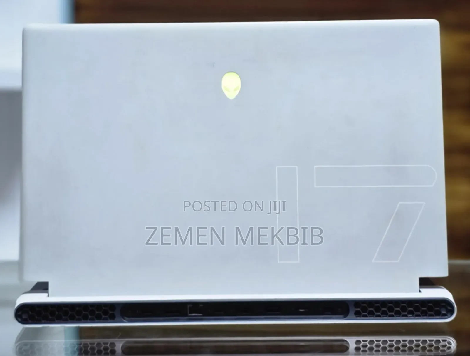 New Laptop Alienware M17x R2 16GB Intel Core I7 SSD 1T