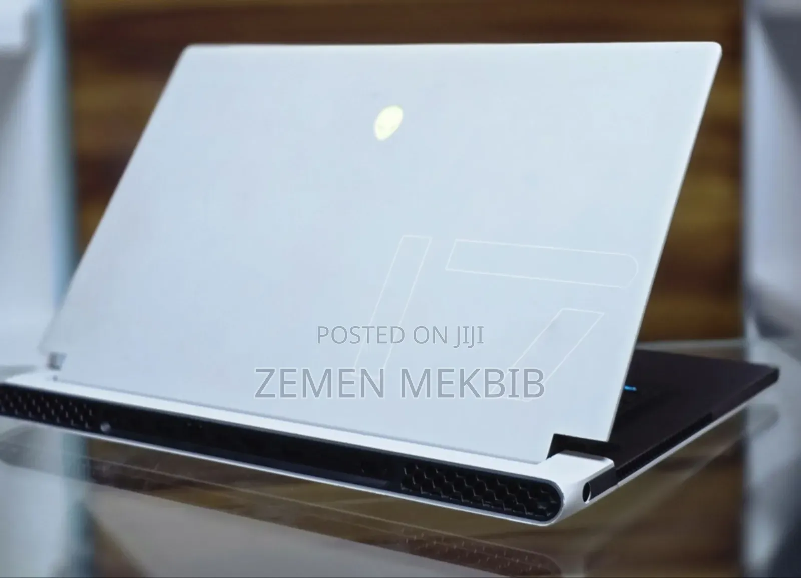 New Laptop Alienware M17x R2 16GB Intel Core I7 SSD 1T