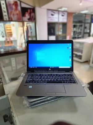 Photo - New Laptop HP EliteBook 840 8GB Intel Core I7 SSD 512GB