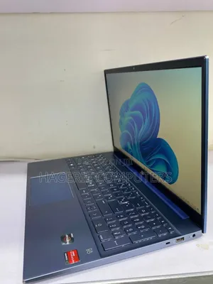 New Laptop HP Pavilion 15z 8GB AMD Ryzen 7 SSD 512GB
