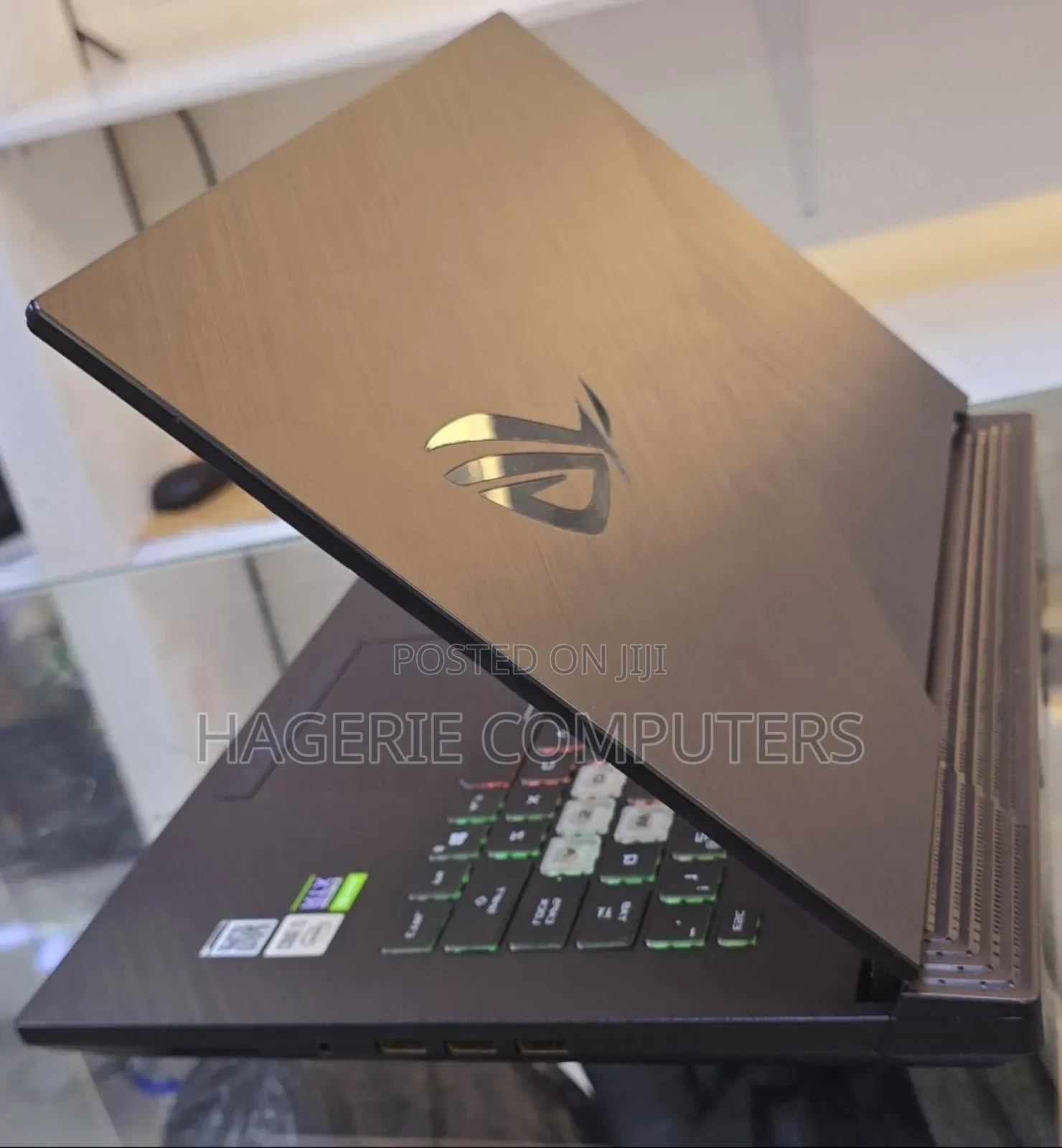 New Laptop Asus ROG Strix G15 16GB SSD 1T
