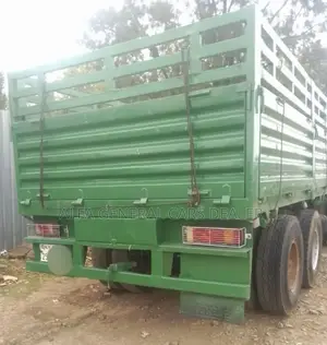 Iveco ባላቶኒ ከነተሳቢው
•2016
•87 ሽ ታርጋ
•Na ስፖንዳ
•2016 መስፍን ተሳቢ