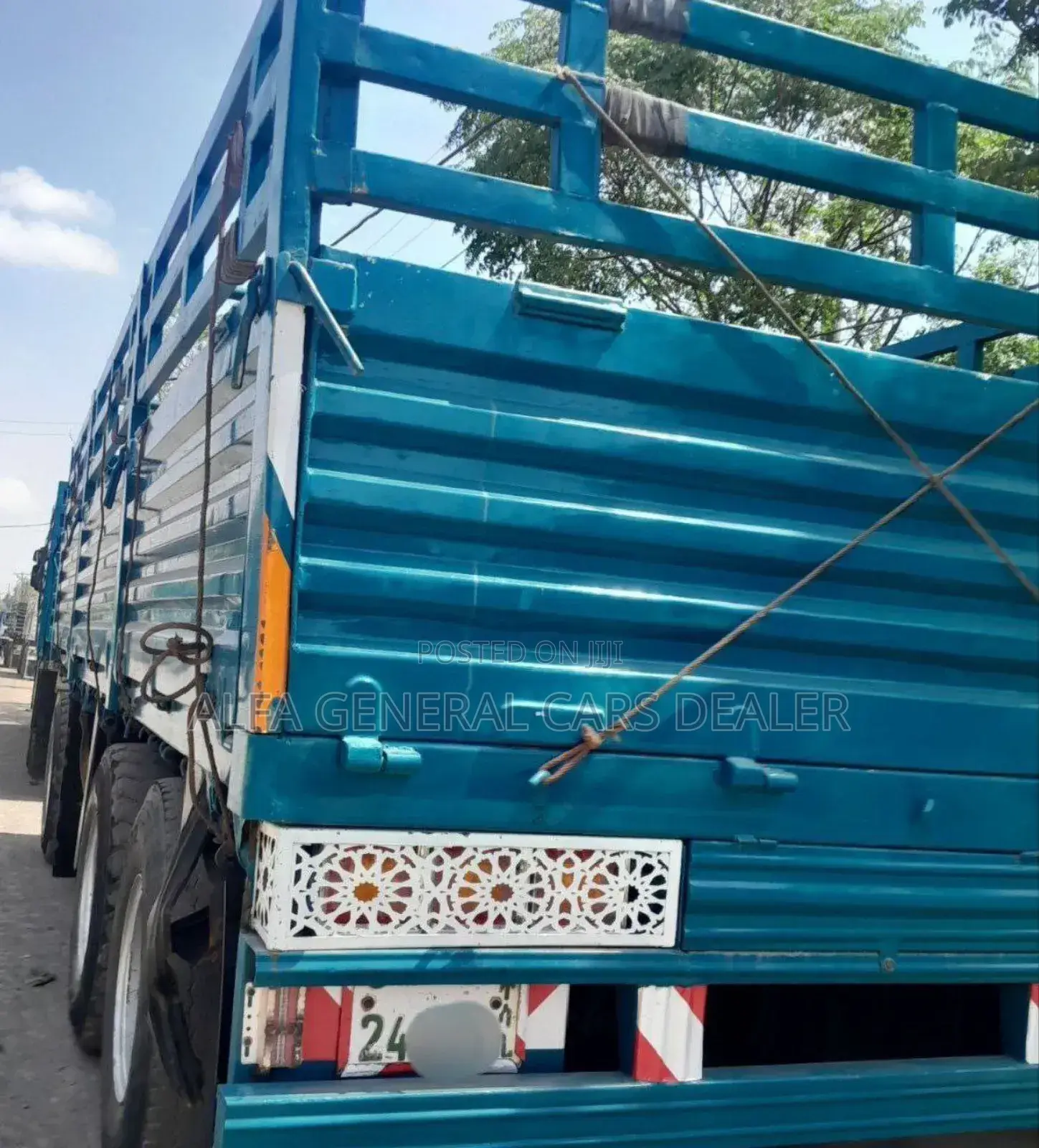 Iveco ባላቶኒ ከነተሳቢው
•2015
•80 ሽ ታርጋ
•24 ሽ ታርጋ ተሳቢ
•መስፍን በመስፍን