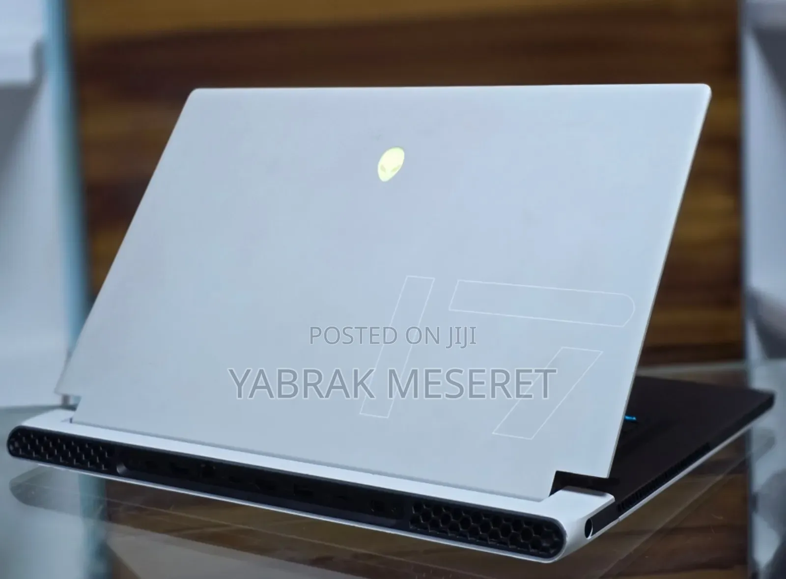 New Laptop Alienware M17x R2 16GB Intel Core I7 SSD 1T