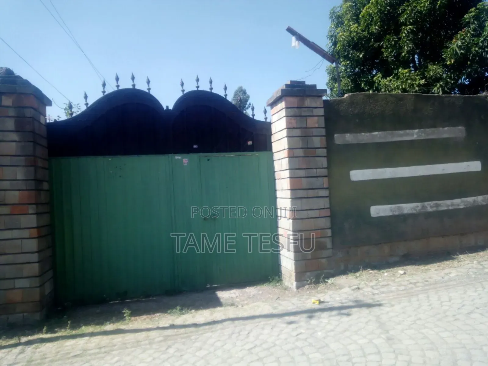 3bdrm House in 02, Yeka for sale