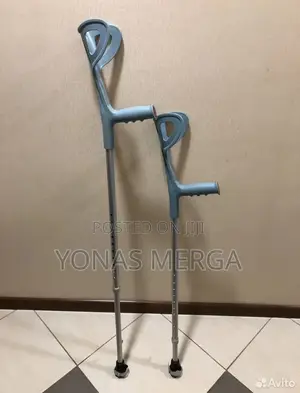 Photo - Elbow Crutches /ክራንችprovides Stability Helps Conserve Energy
