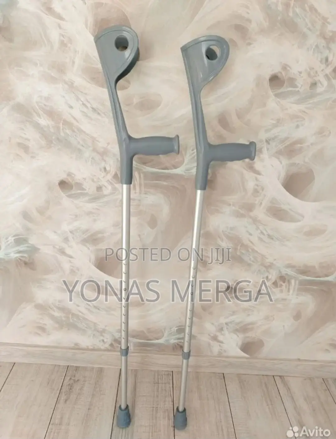 Aluminum Crutches፫颳crutchesክራንችweight on the Recovering Leg