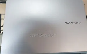 New Laptop Asus VivoBook S300CA 8GB Intel Core I3 SSD 256GB