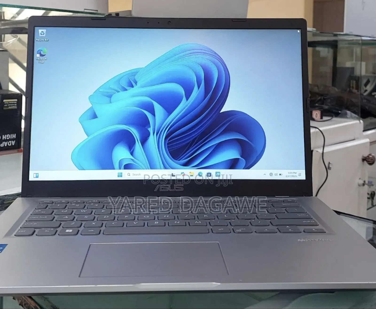 New Laptop Asus VivoBook 15 X505BA 8GB Intel Core I3 SSD 256GB