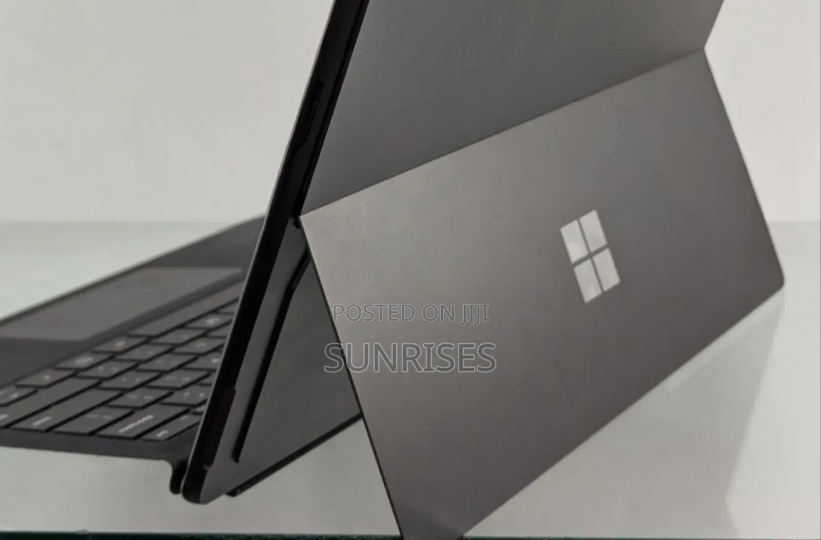 New Laptop Microsoft Surface Pro 9 16GB Intel Core I7 SSD 512GB