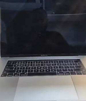 New Laptop Apple MacBook Pro 2016 16GB Intel Core I7 SSD 512GB