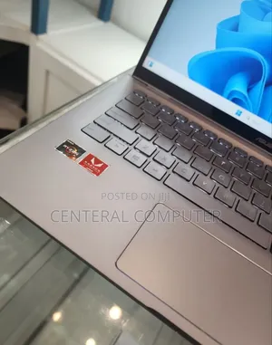 New Laptop Asus ZenBook UX31LA 8GB AMD Ryzen 5 SSD 256GB