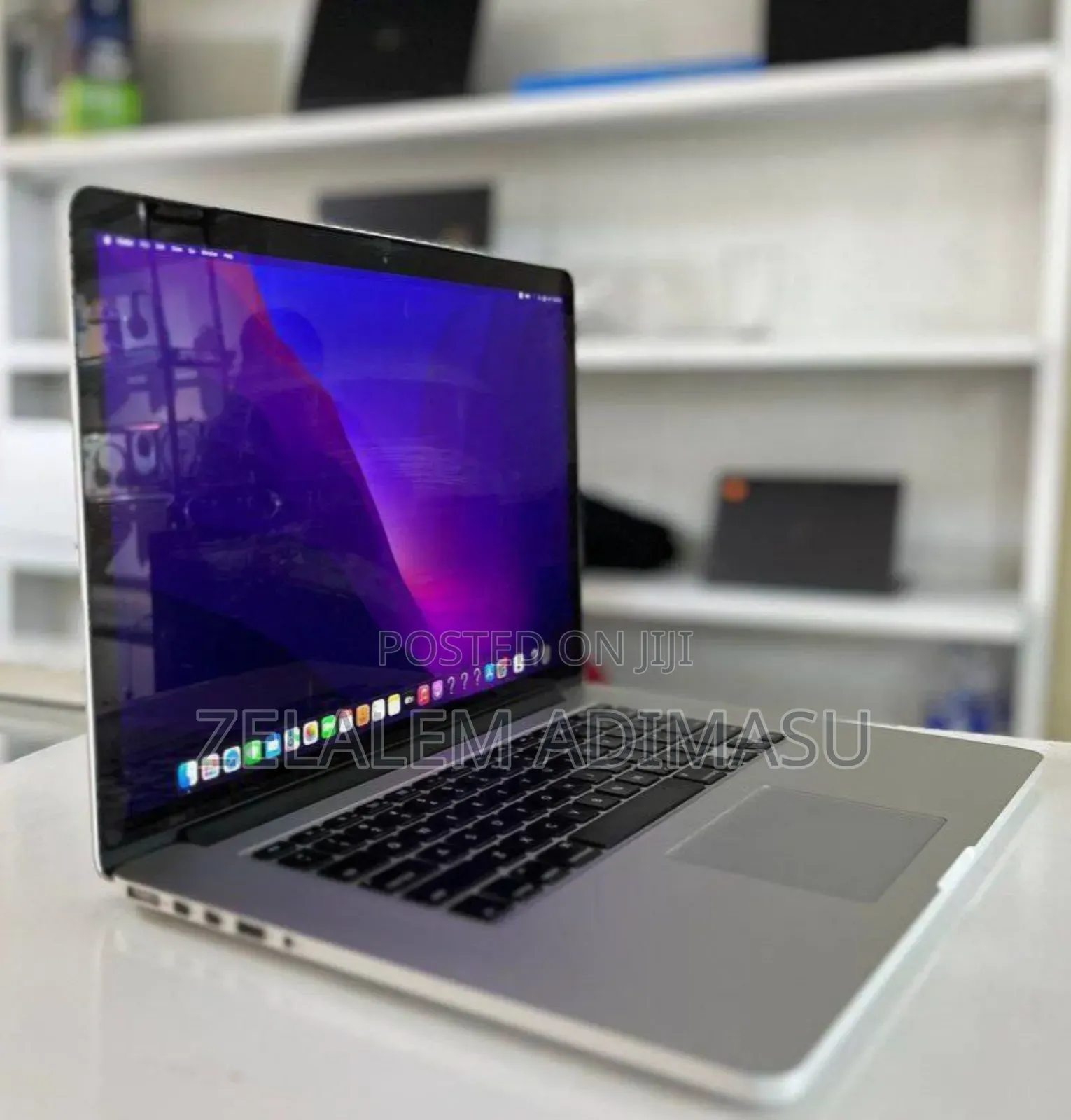 New Laptop Apple MacBook Pro 2015 16GB Intel Core I7 SSD 512GB