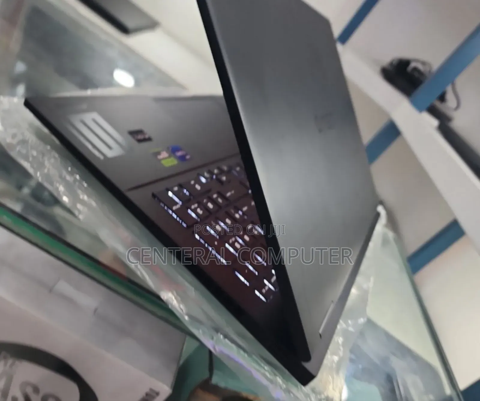 New Laptop HP Omen 17-An188nr 16GB Intel Core I9 SSD 1T