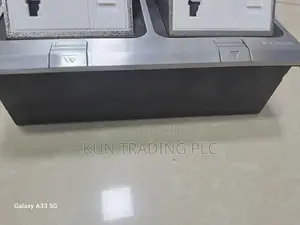 Floor Box 2data + 2socket