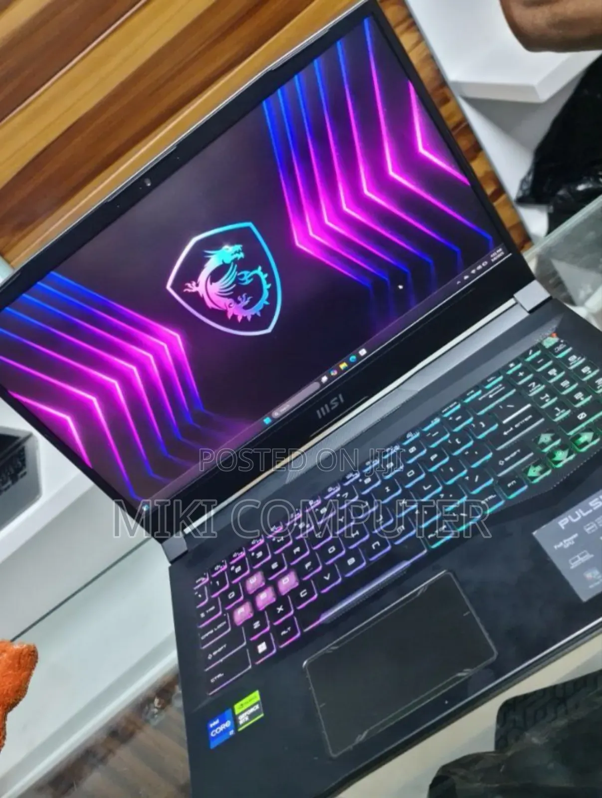 New Laptop MSI Pulse GL66 16GB Intel Core I7 SSD 512GB