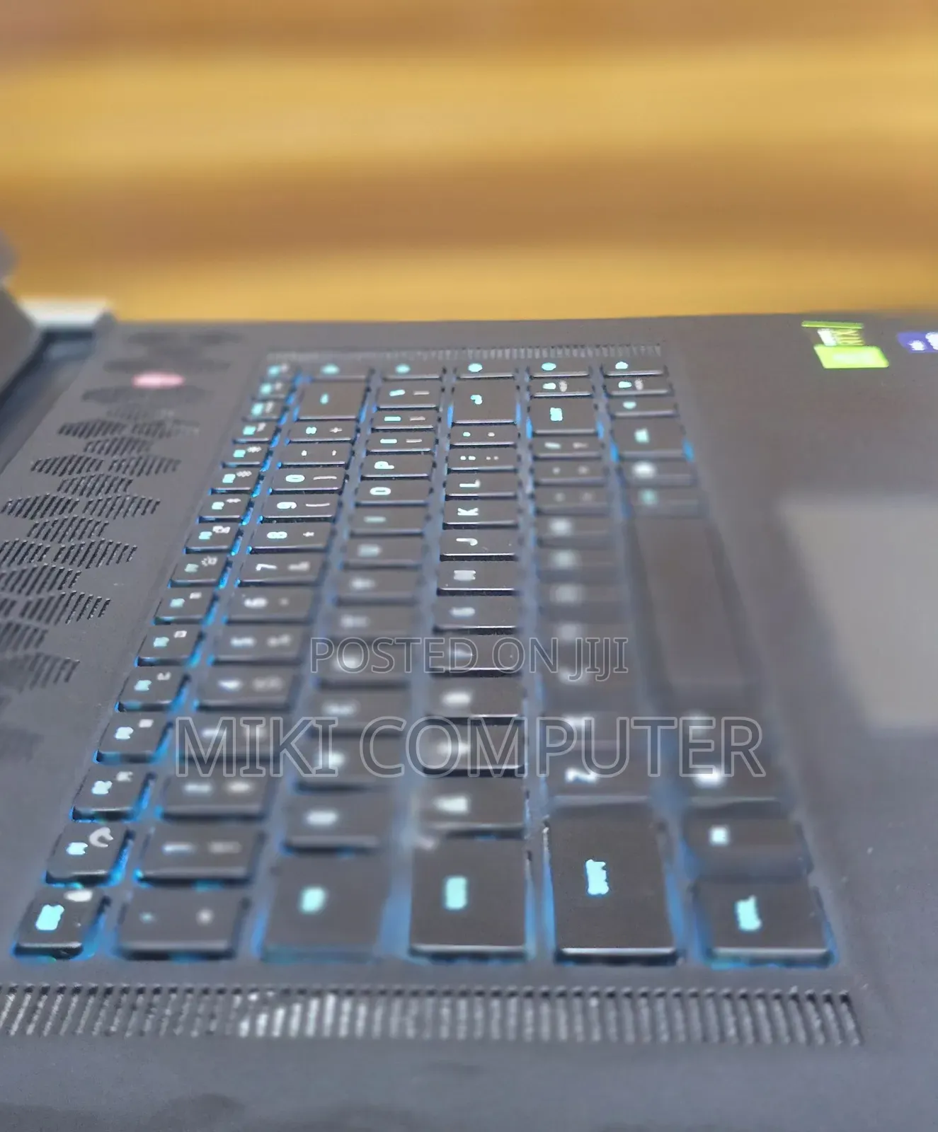 New Laptop Alienware M17x R2 16GB Intel Core I7 SSD 1T