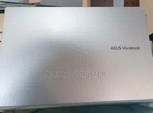 New Laptop Asus VivoBook 15 X505BA 8GB Intel Core I3 SSD 256GB