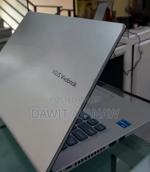 New Laptop Asus VivoBook 15 X505BA 8GB Intel Core I3 SSD 256GB