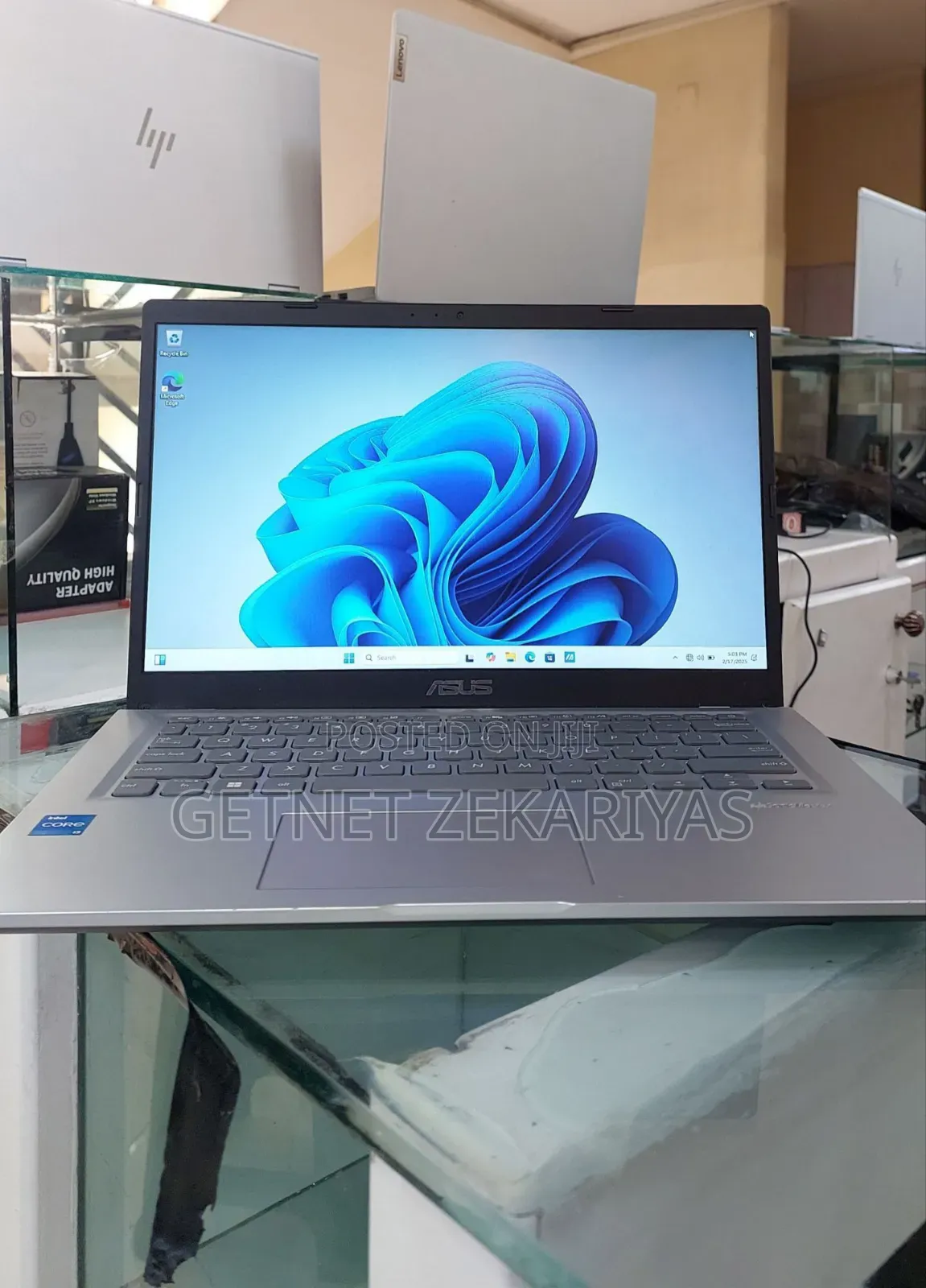 New Laptop Asus VivoBook 15 X505BA 8GB Intel Core I3 SSD 256GB