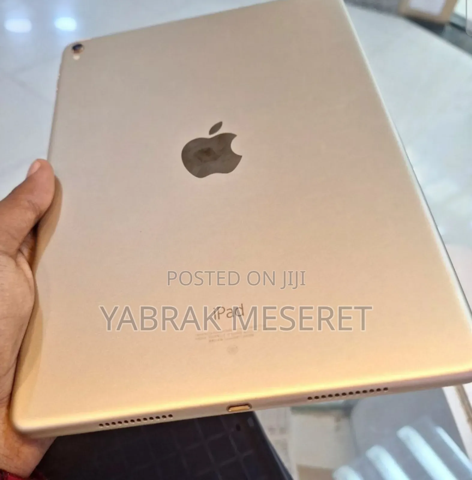 New Apple iPad (2022) 128 GB Silver