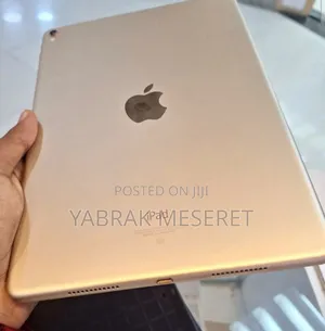 New Apple iPad (2022) 128 GB Silver