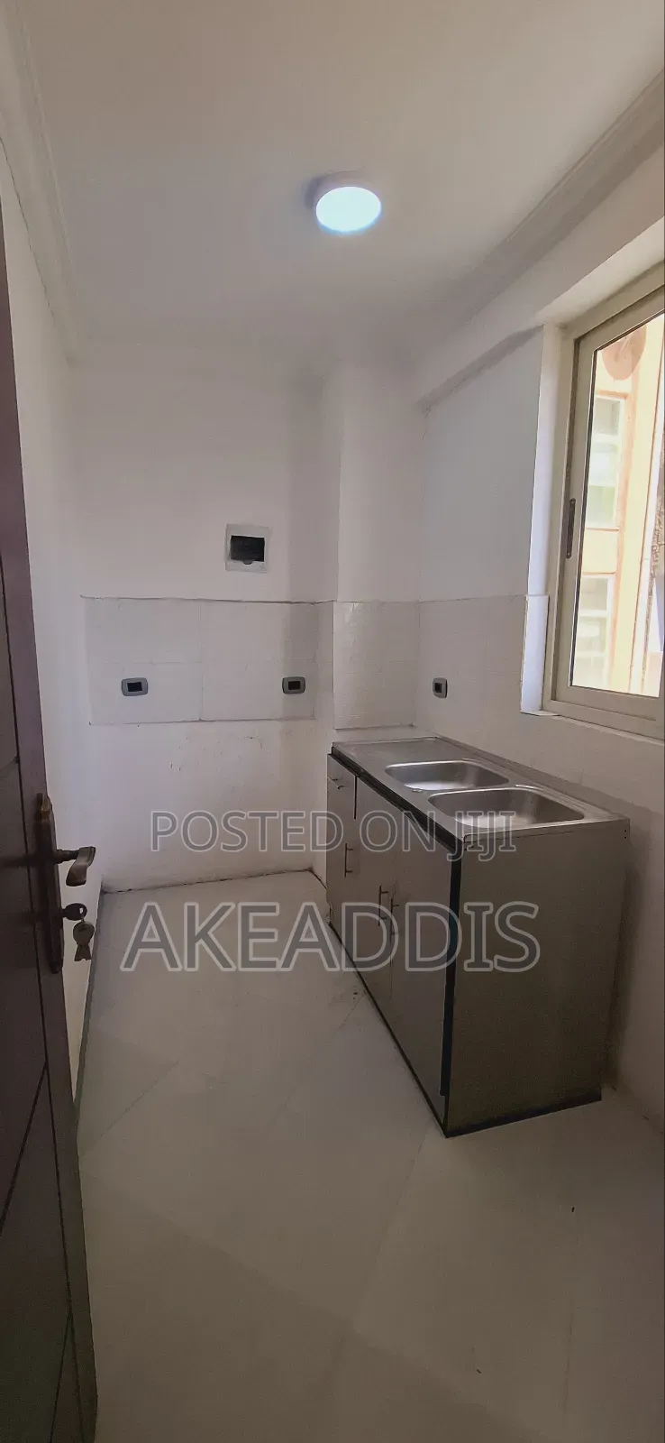 Furnished 1bdrm Condo in Bole Ayat for sale