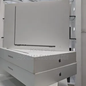 New Laptop Apple MacBook Air 2024 M3 15-Inch 8GB Apple M3 SSD 512GB