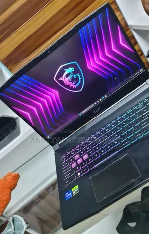 New Laptop MSI Pulse GL76 16GB Intel Core I7 SSD 512GB