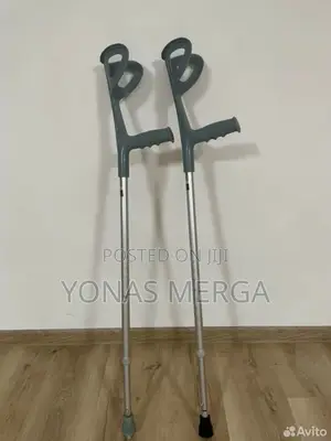 Walking Forearm Crutches፴歪comfy Grip - Adult Size÷Crutches