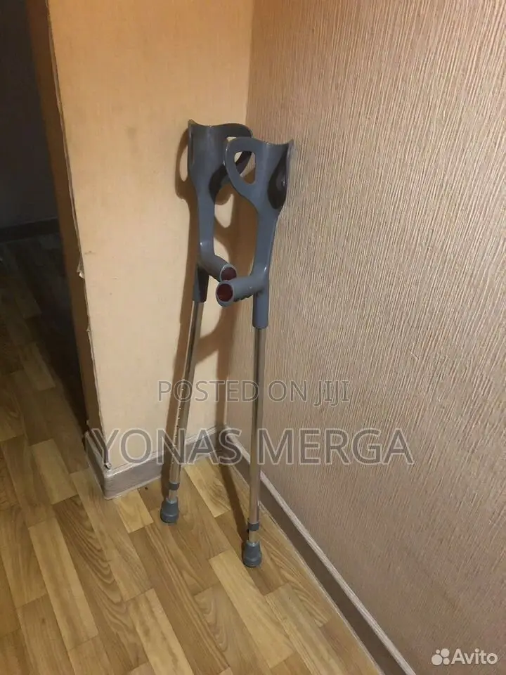Crutches₩9forearm Crutches for Adults (X2 Units, Open Cuff)