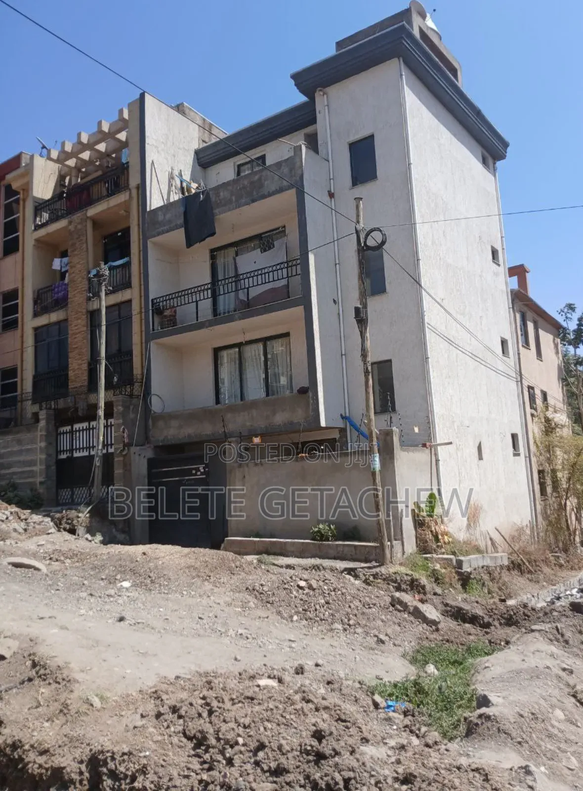 5bdrm House in Semit 72, G+3 Luxury, Bole for sale