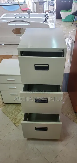 Modern Office Cabinet
✓
ዘመናዊ
 የቢሮ ሼልፍ