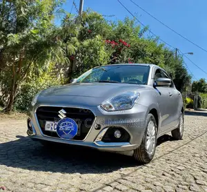 Photo - Suzuki Dzire 2023 Gray
