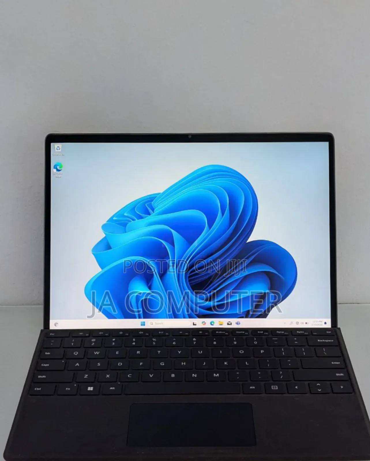 New Laptop Microsoft Surface Pro 9 16GB Intel Core I7 SSD 512GB