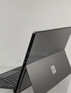 New Laptop Microsoft Surface Pro 9 16GB Intel Core I7 SSD 512GB