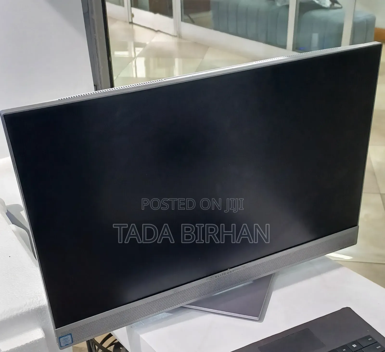 New Desktop Computer HP 200 G4 22 All-in-One 8GB Intel Core I7 HDD 1T