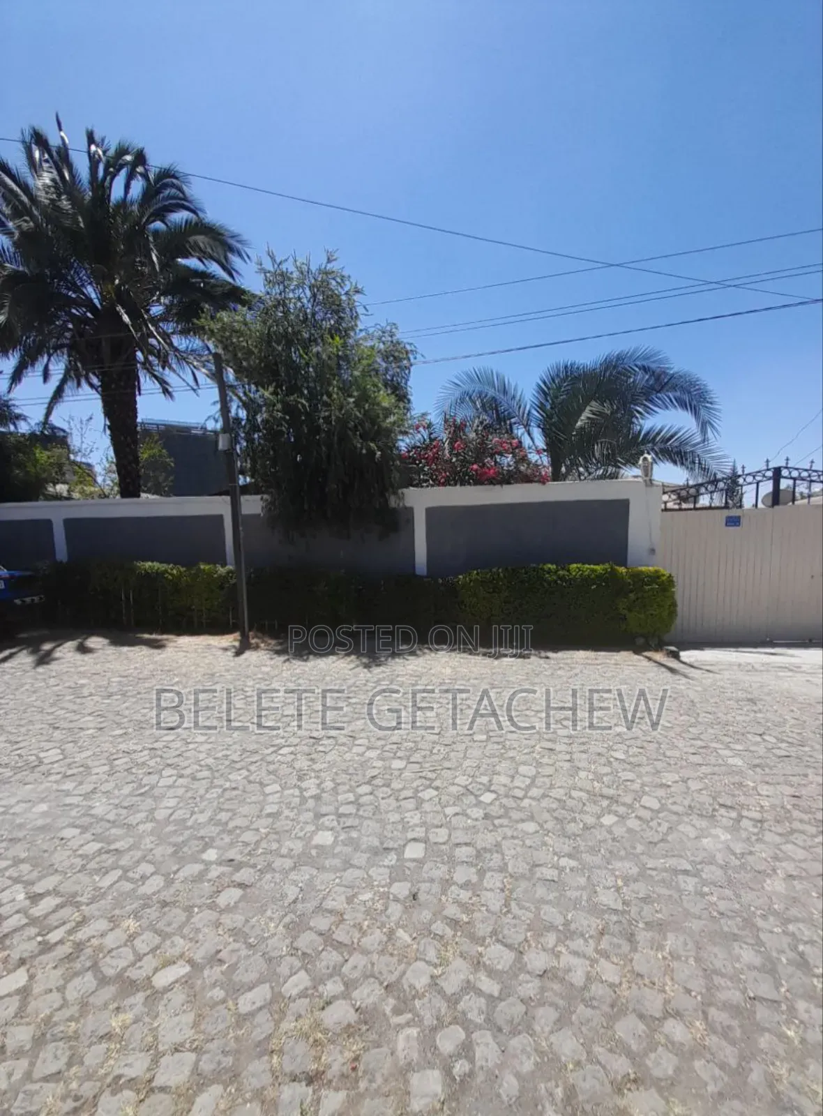 3bdrm Villa in Ayat, Villa House, Bole for sale