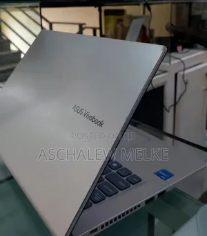 Photo - New Laptop Asus VivoBook 15 X505BA 8GB Intel Core I3 SSD 256GB