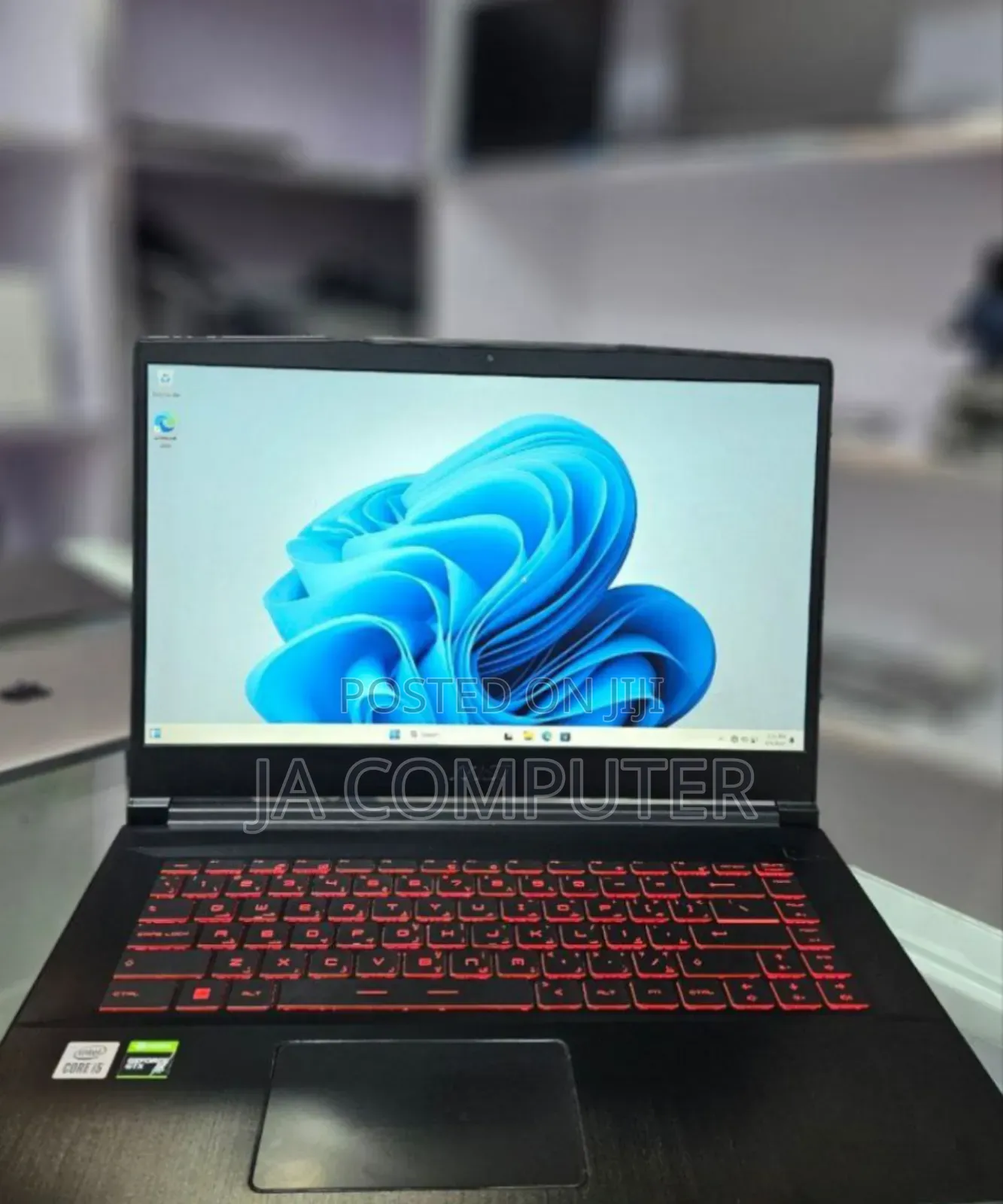 New Laptop MSI GF63 16GB Intel Core I5 SSD 512GB