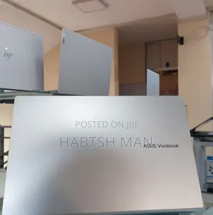 New Laptop Asus VivoBook 15 X505BA 8GB Intel Core I3 SSD 256GB