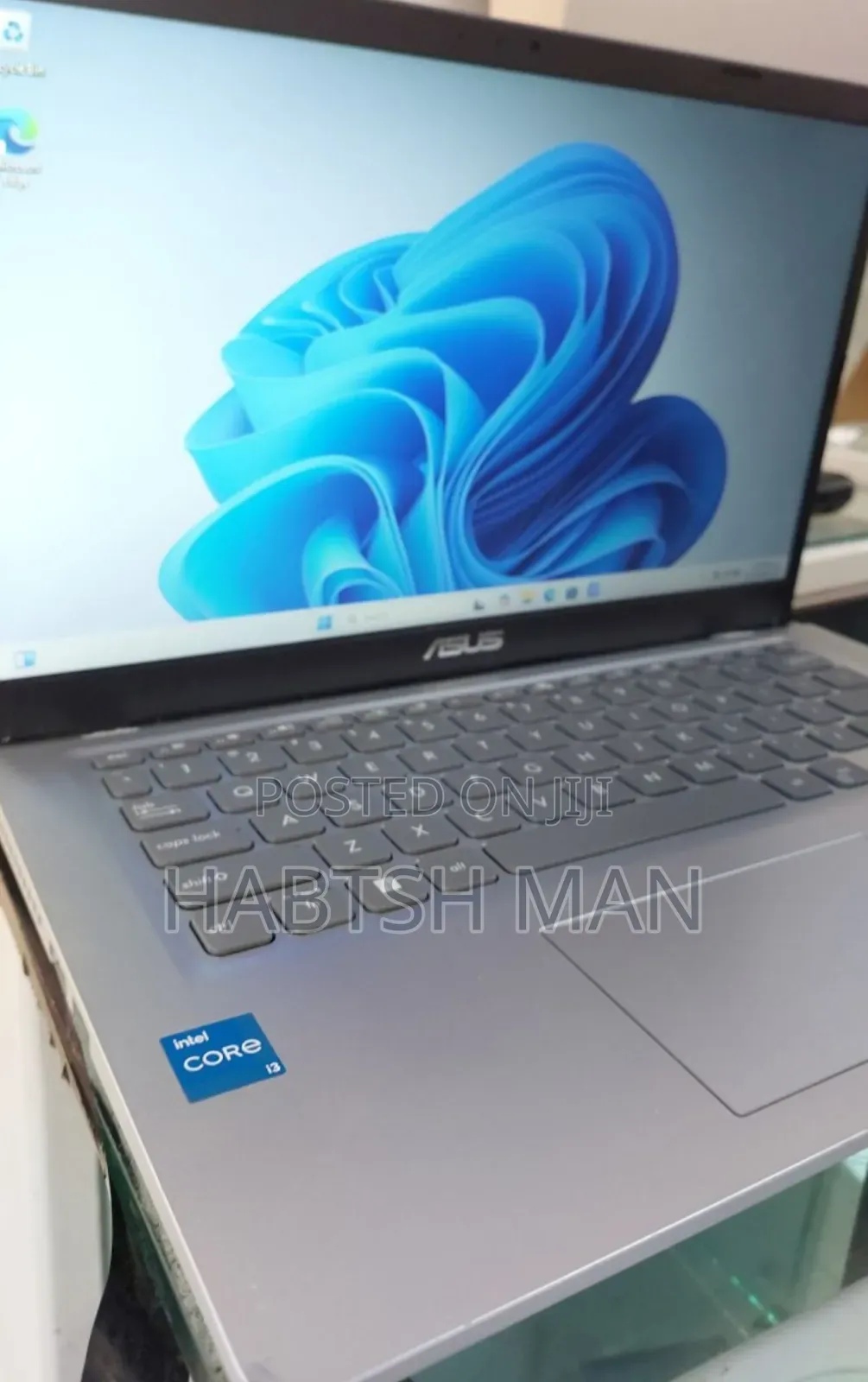 New Laptop Asus VivoBook 15 X505BA 8GB Intel Core I3 SSD 256GB