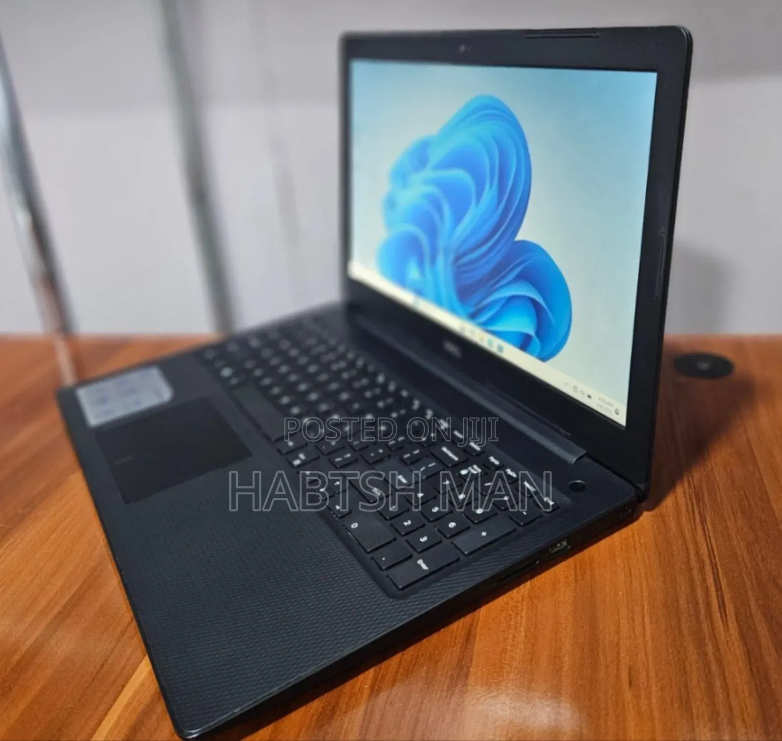 New Laptop Dell Inspiron 15 8GB Intel Core I5 HDD 1T
