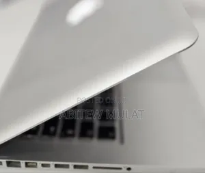 New Laptop Apple MacBook Pro 2012 4GB Intel Core I5 SSD 128GB