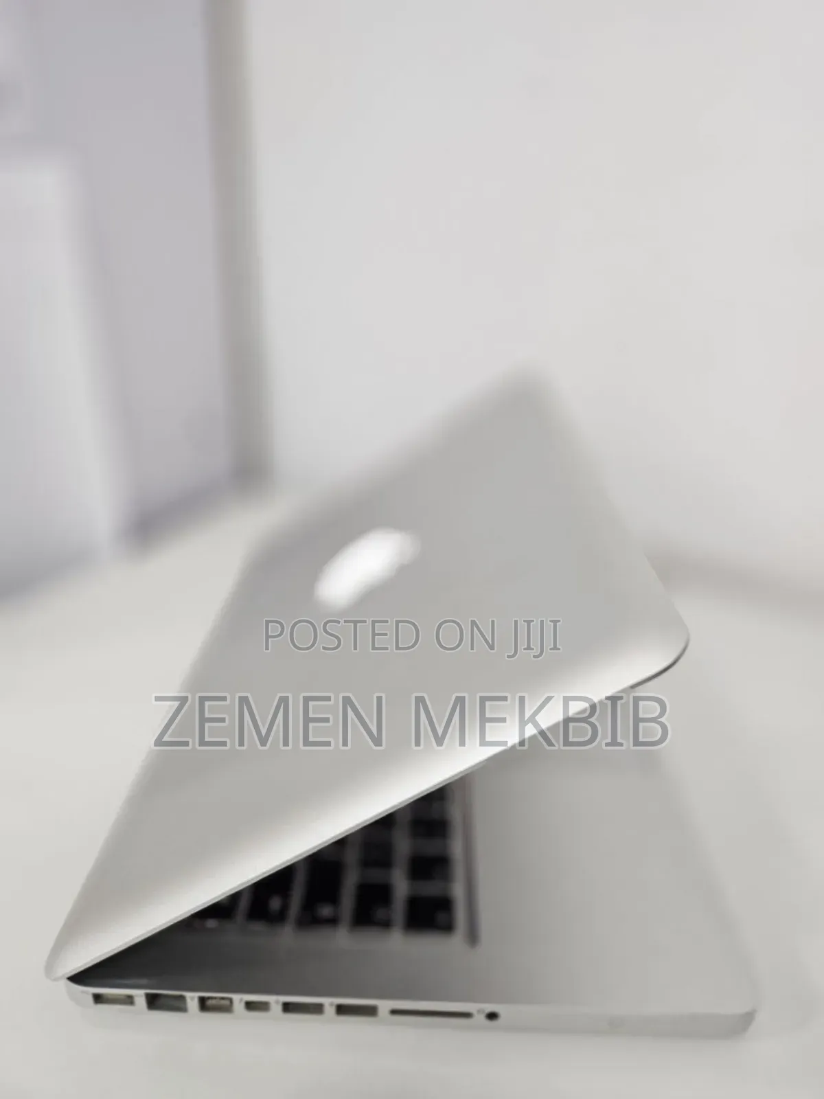 New Laptop Apple MacBook Pro 2012 4GB Intel Core I5 SSD 128GB