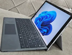 New Laptop Microsoft Surface 8GB Intel Core I7 SSD 256GB