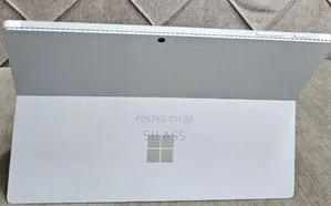 New Laptop Microsoft Surface 8GB Intel Core I7 SSD 256GB