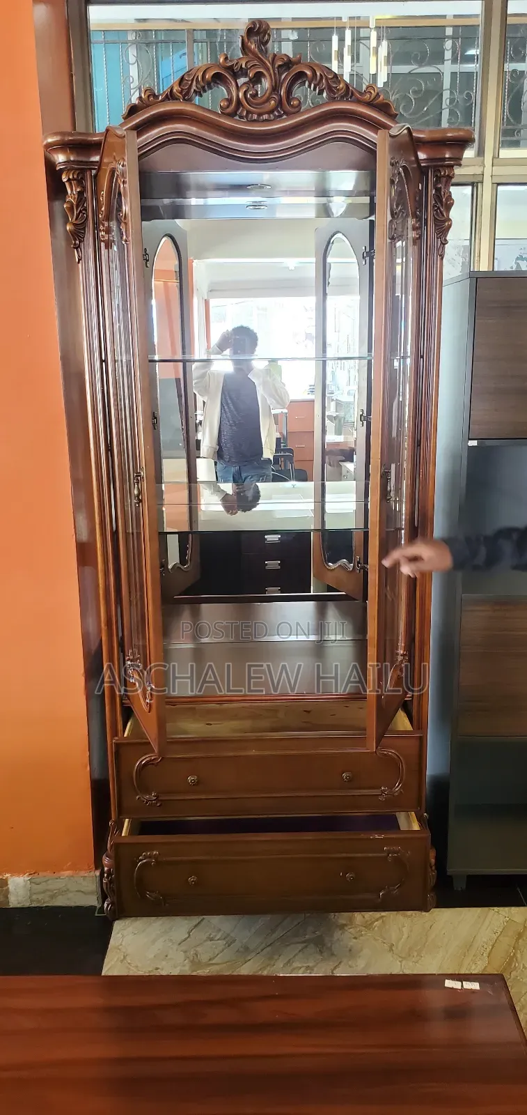 2 Door Glass Displays Cabinets